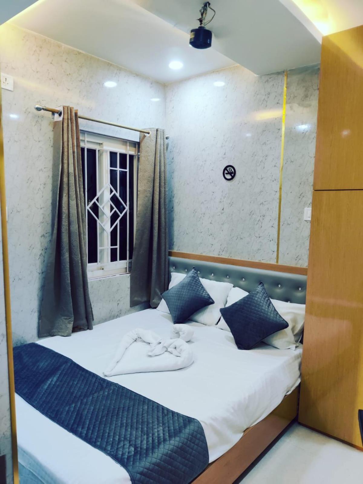 Royal Inn Guwahati Dış mekan fotoğraf